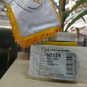کاسه نمد چرخ عقب کوچک نیسان اصلی